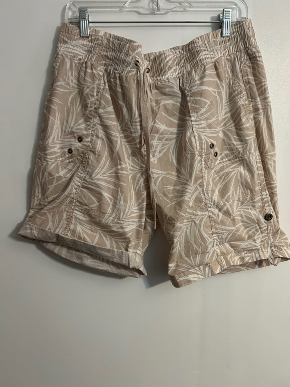 Neutral Leaf Print Drawstring Shorts